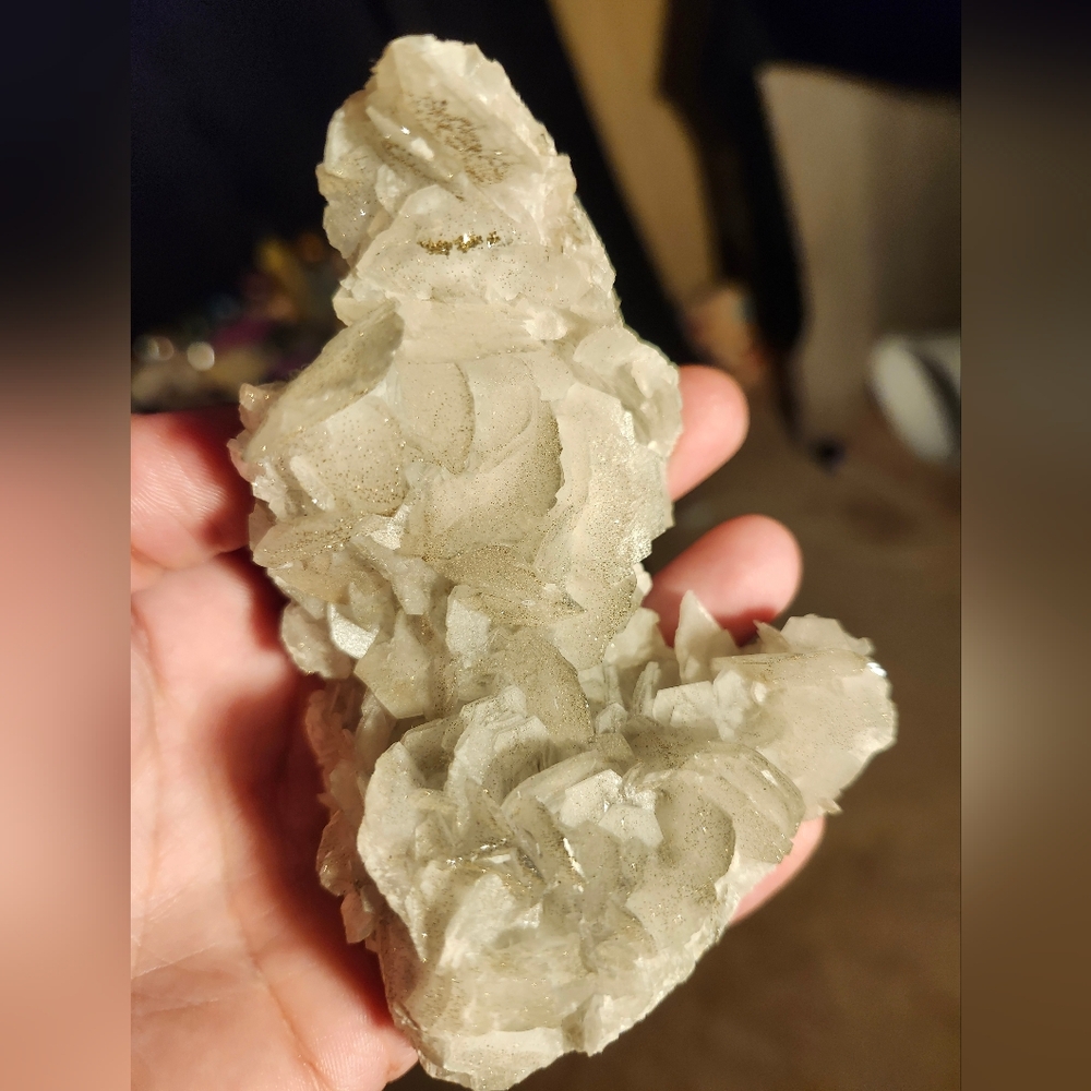 UV Reactive Calcite Dusted W/ PYRITE!!